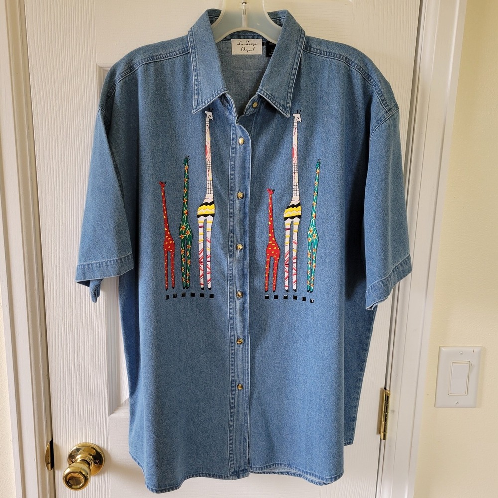 Giraffe Shirt L Lois Designs Original‎  Shortsleeve Button Up Denim Embroidered